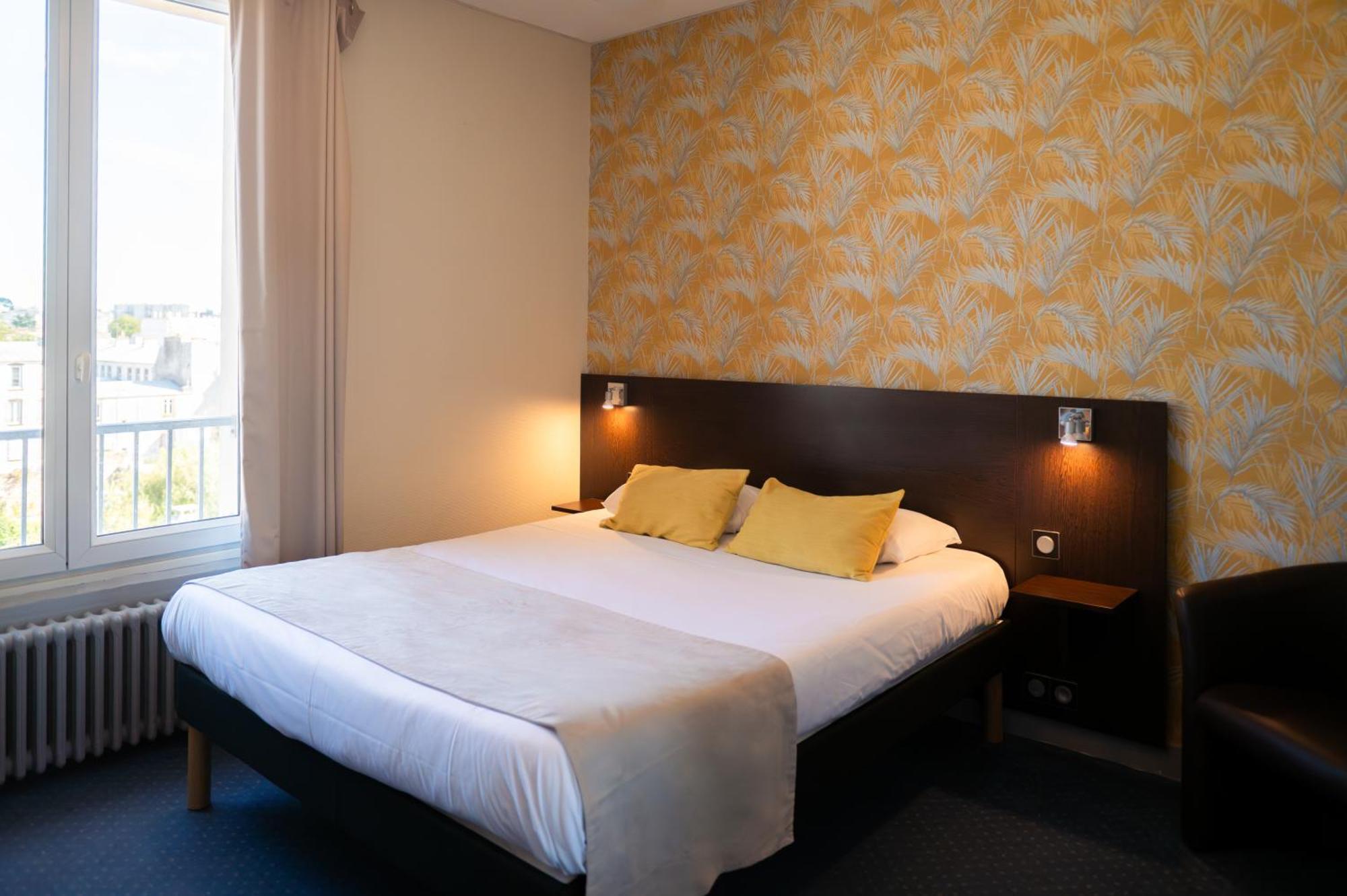 Hotel Bellevue Брест Екстериор снимка