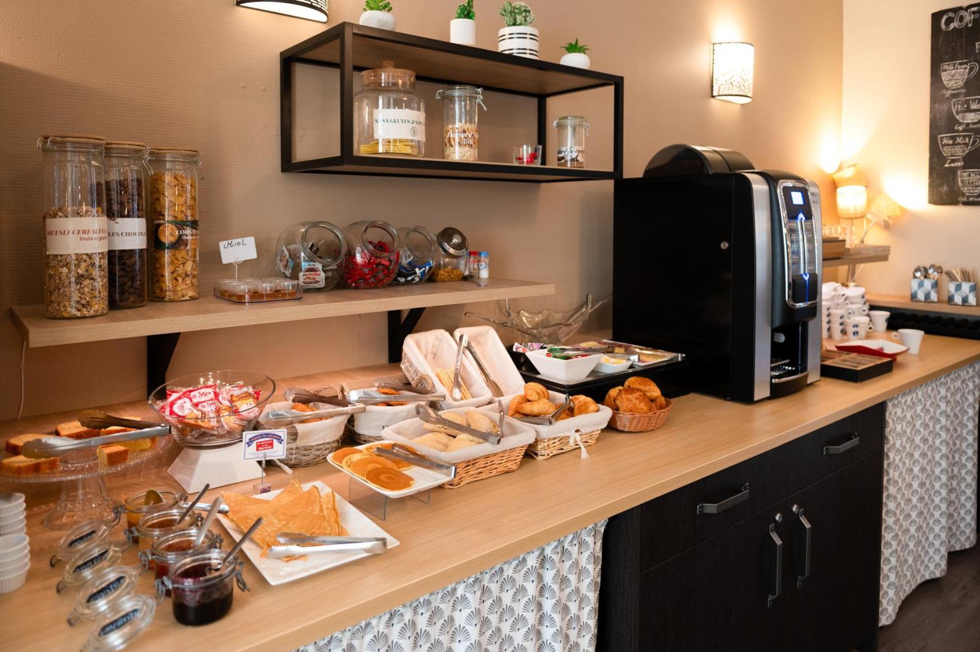 Hotel Bellevue Брест Екстериор снимка